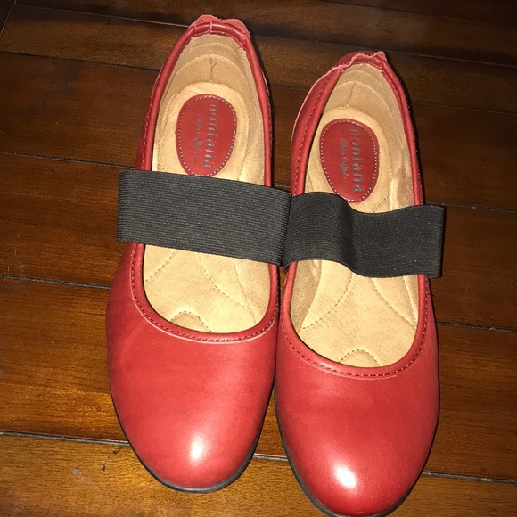 Shoes - Picture 1 of 5